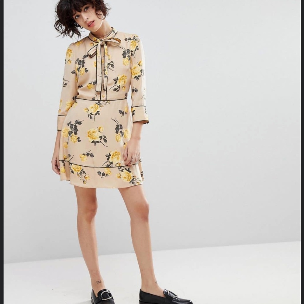 J.O.A. Floral Dress w/ neck tie
